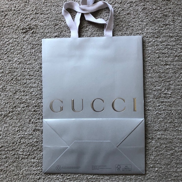 Authentic Gucci Paper Shopping Bag. - Picture 3 of 4